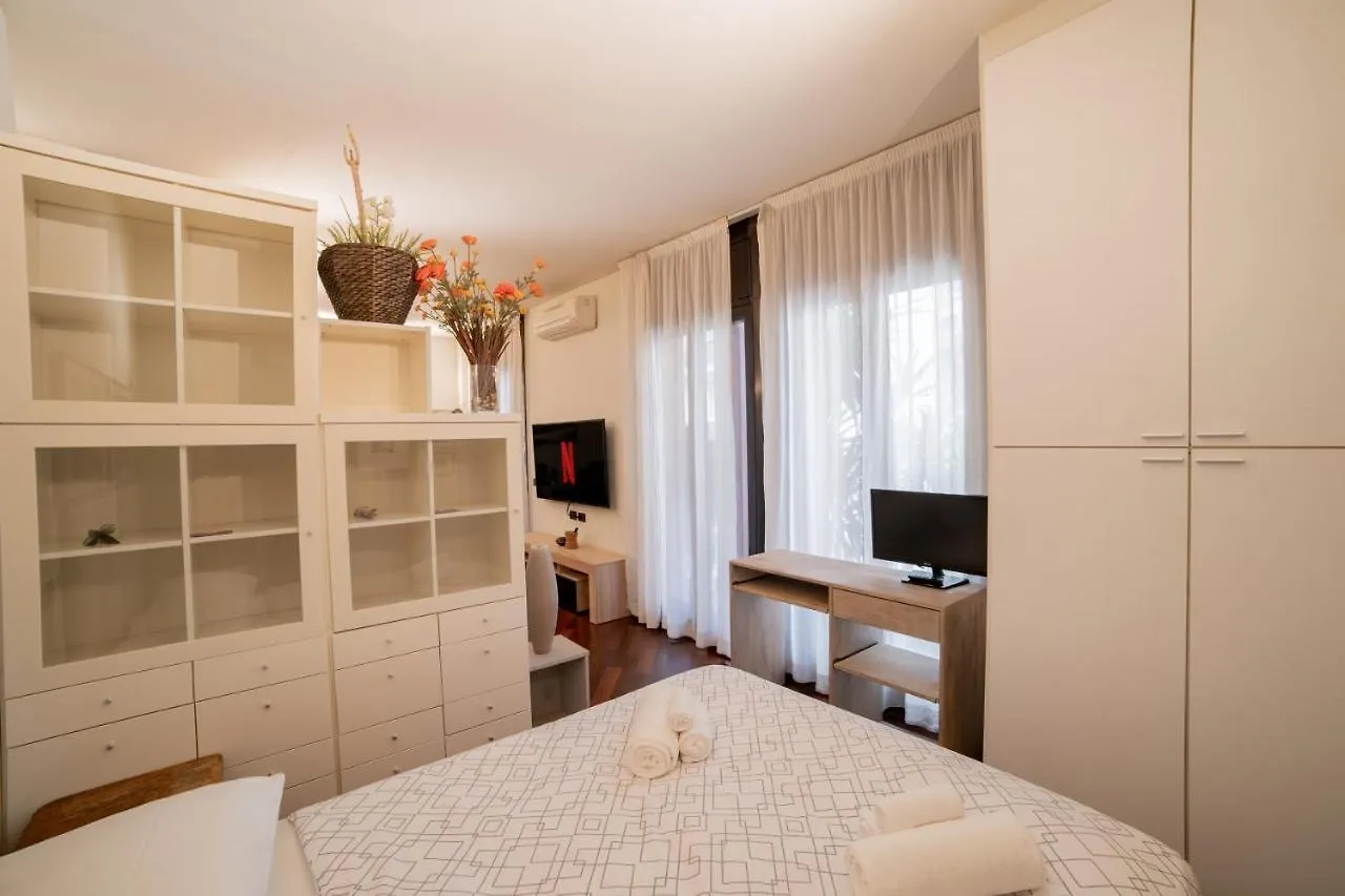 Brera-Centro, Stylish And Central New Apartment Milano